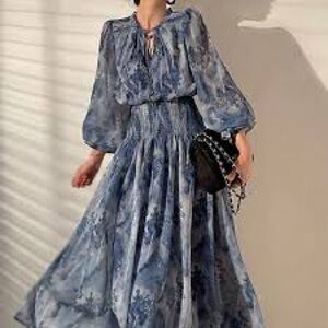 o.p.t Chic Long Sleeve Blue Floral Dress Size XS